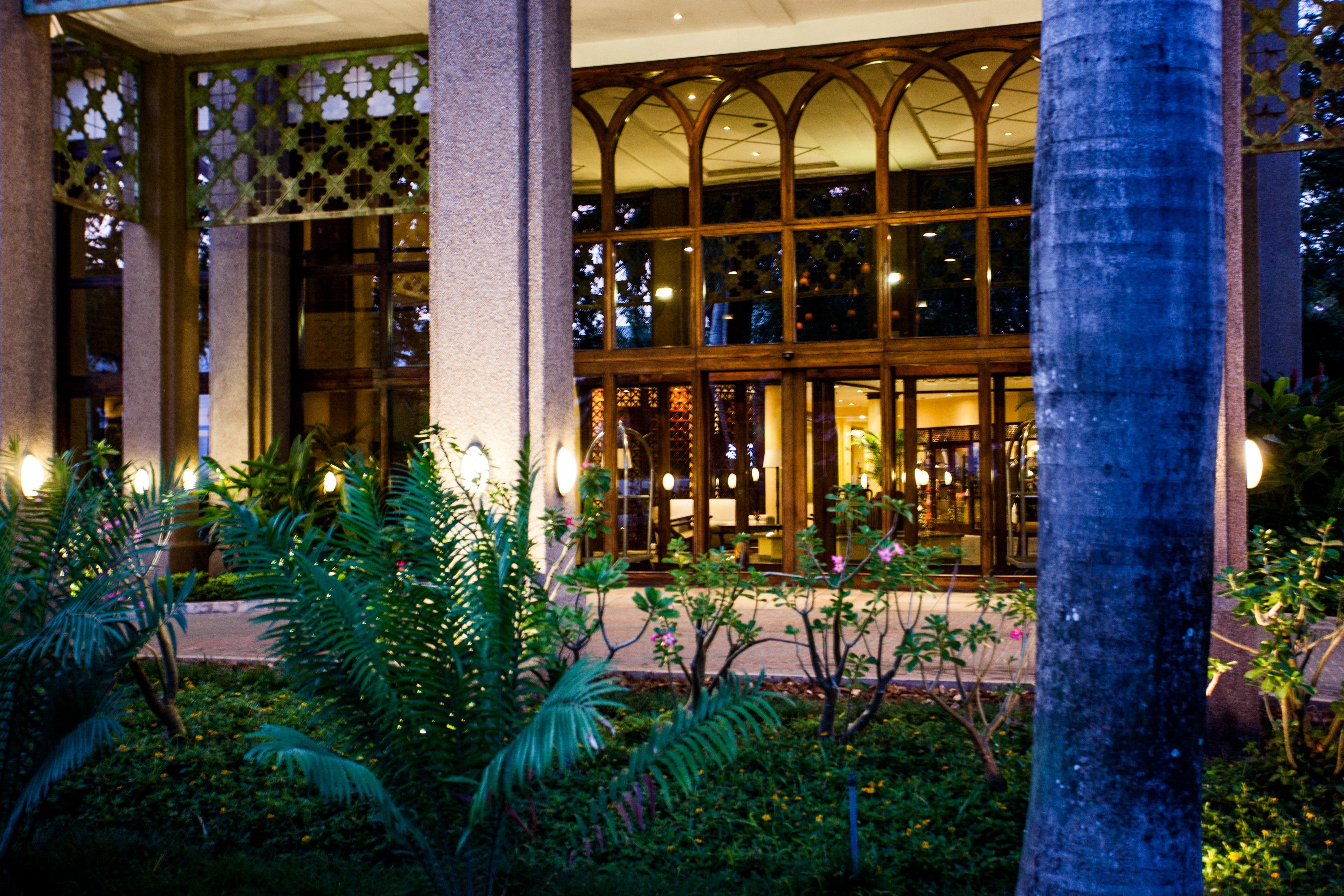 Southern Sun Dar Es Salaam Exteriör bild